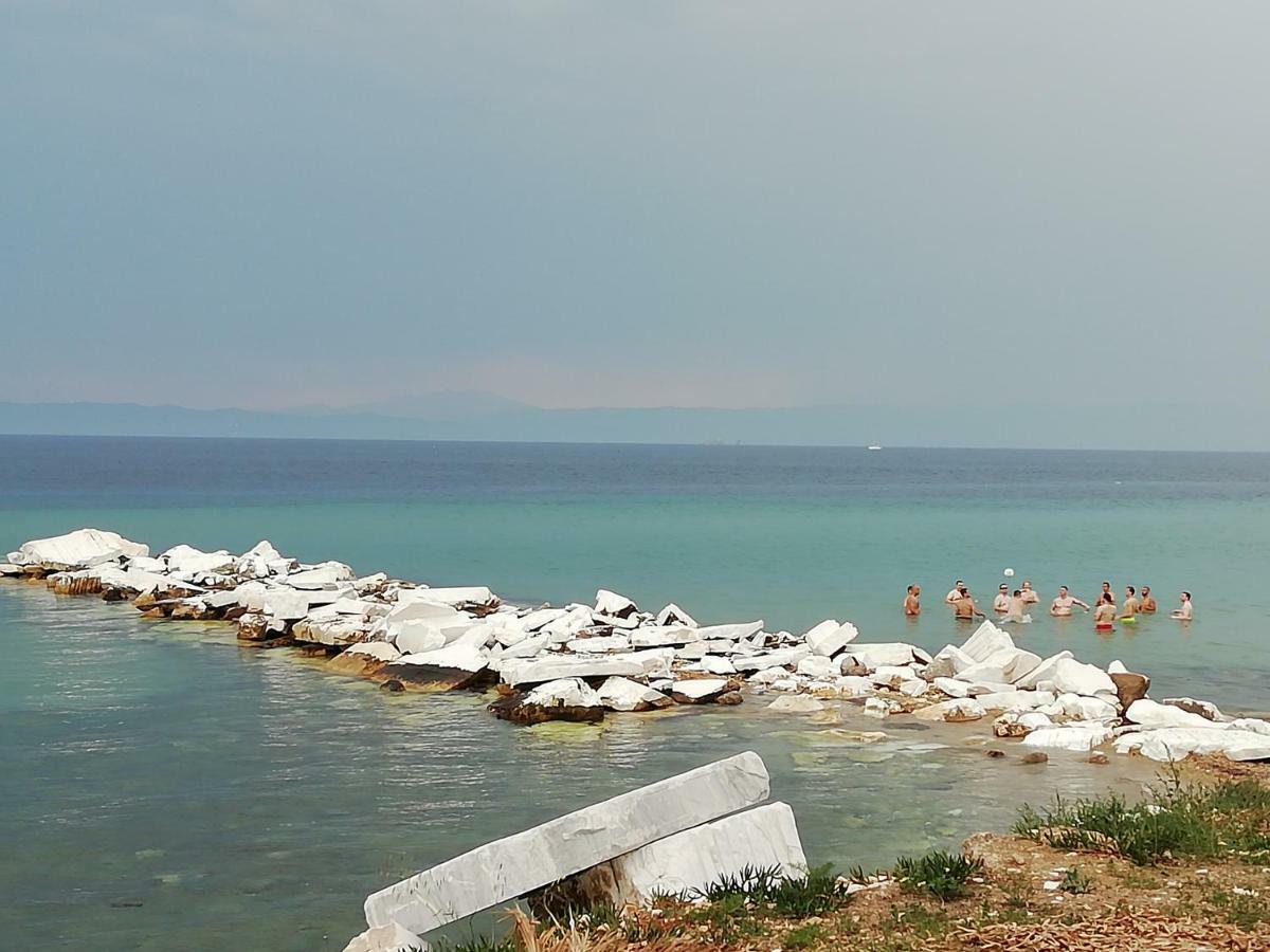 Marti Resort สกาลาโซติรอส ภายนอก รูปภาพ